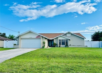 1714 Se 2nd Street - Photo 1