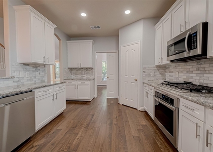 3827 Garden Way - Photo 1