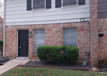 1846 Hollister Street - Photo 1
