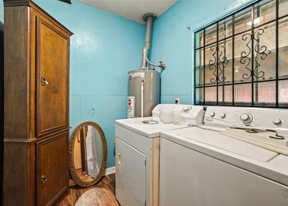 2315 Leffingwell Street - Photo 1