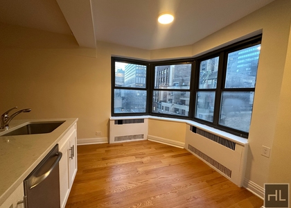 East 56 Street - Photo 1