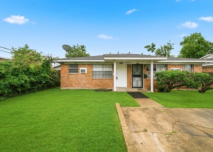 6116 Octavia Street - Photo 1