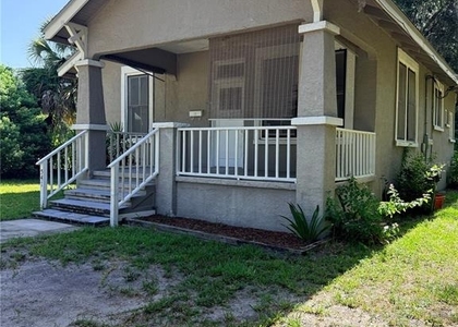 541 Ne 11th Street - Photo 1