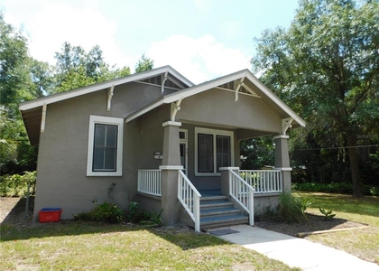 541 Ne 11th Street - Photo 1