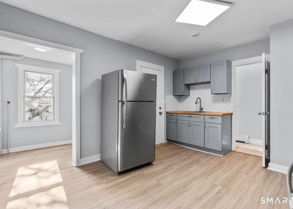 746 Maple Street - Photo 1