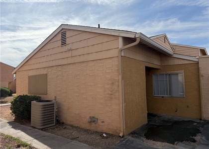 5206 Golden Lane - Photo 1