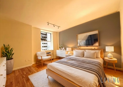 46 West 73rd Street - Photo 1