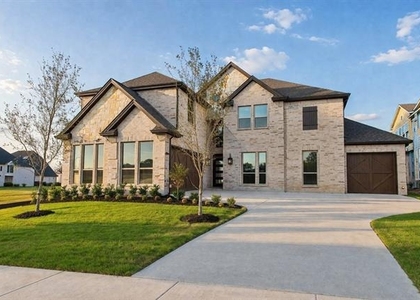 2820 Fountain Park Drive - Photo 1