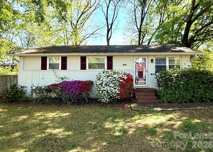 910 Edgemont Avenue - Photo 1