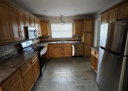 1886 Se Boma Avenue - Photo 1