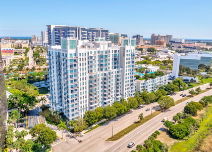 300 S Australian Avenue - Photo 1