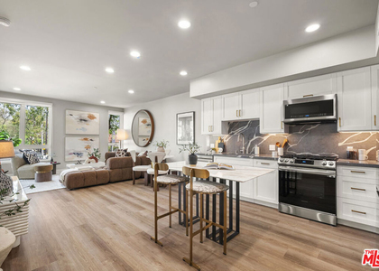 7428 Santa Monica Boulevard - Photo 1