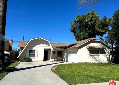 22739 Marlin Place - Photo 1