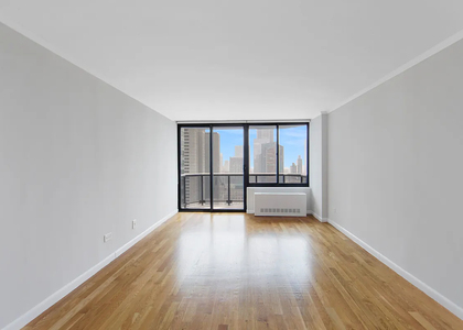 West 48th Street - Photo 1