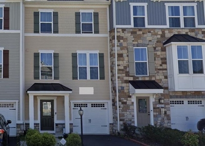 41717 Mcmonagle Square - Photo 1