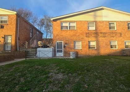 529 Foster Street - Photo 1