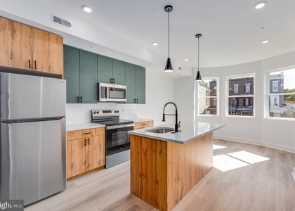 1223 W Lehigh Avenue - Photo 1