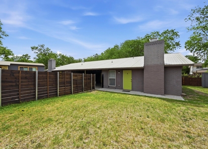 5104 Spruce Cv - Photo 1