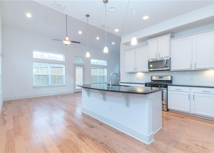 1410 Casa Dr - Photo 1