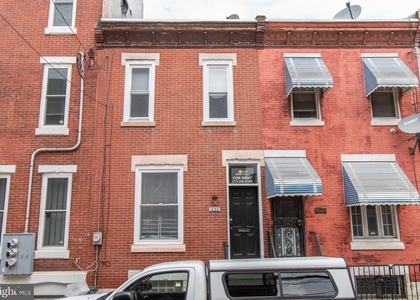 1635 Fontain Street - Photo 1