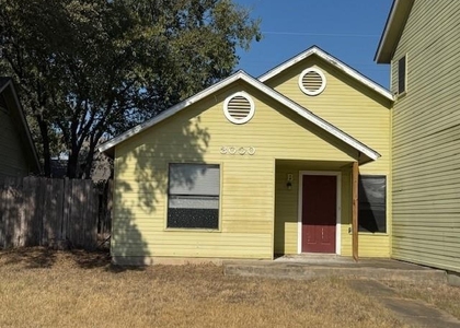3000 Jadewood Ct - Photo 1