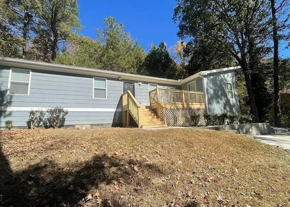 837 Forrest Circle Se - Photo 1