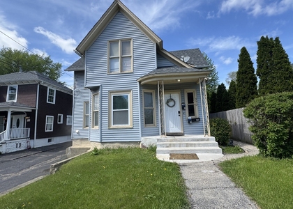 370 Bent Street - Photo 1