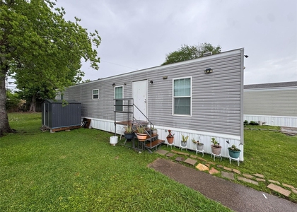 5100 Allen Genoa Road - Photo 1