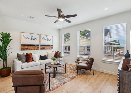 631 Canvas Ave - Photo 1