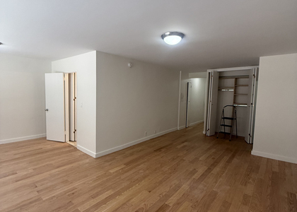 236 East 36th Street - Photo 1