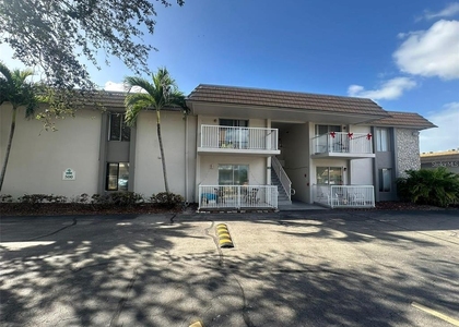 1830 Maravilla Avenue - Photo 1