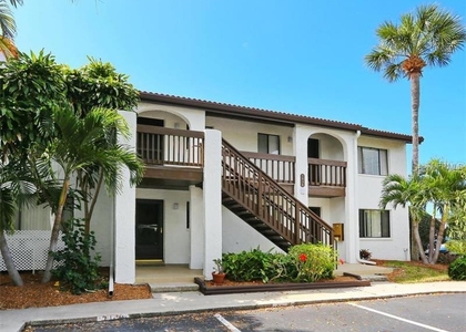 1634 Stickney Point Road - Photo 1