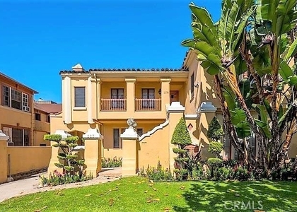 223 1/2 S Gale Drive - Photo 1
