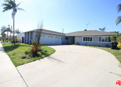 6605 S Sherbourne Drive - Photo 1