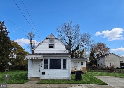 46 Lincoln Street - Photo 1