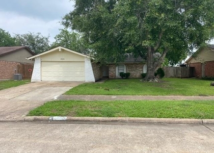 10115 Overview Drive - Photo 1