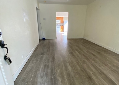 2039 Kurtz Street - Photo 1
