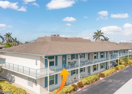 325 Charlemagne Boulevard - Photo 1