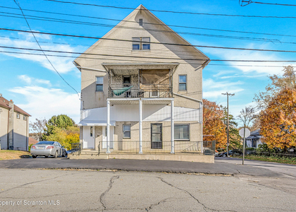 864 S Main Street - Photo 1