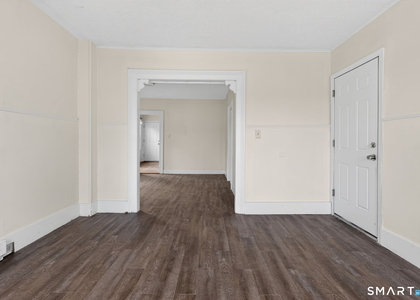 27 Beacon Street - Photo 1