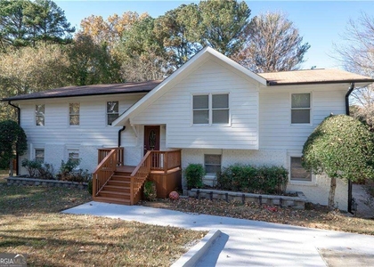3599 Lower Roswell Road - Photo 1