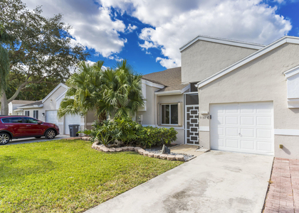 9130 Vineland Court - Photo 1