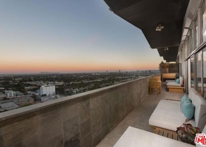 1155 N La Cienega Boulevard - Photo 1