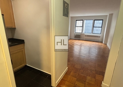 East 36 Street - Photo 1