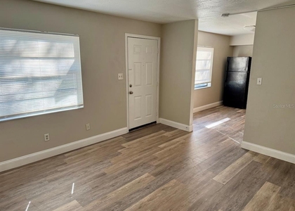 3906 E Bird Street - Photo 1