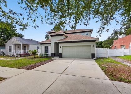 3204 W Marlin Avenue - Photo 1