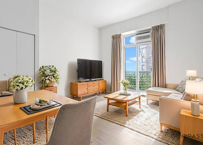 33 Gold Street - Photo 1