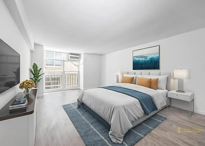 33 Gold Street - Photo 1