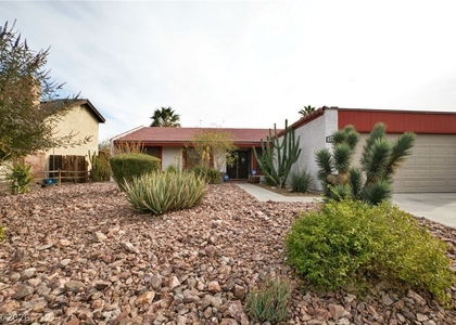 3956 Clear View Drive - Photo 1