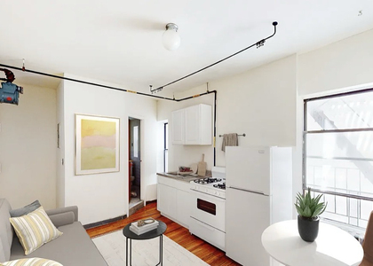 328 East 14th Street - Photo 1
